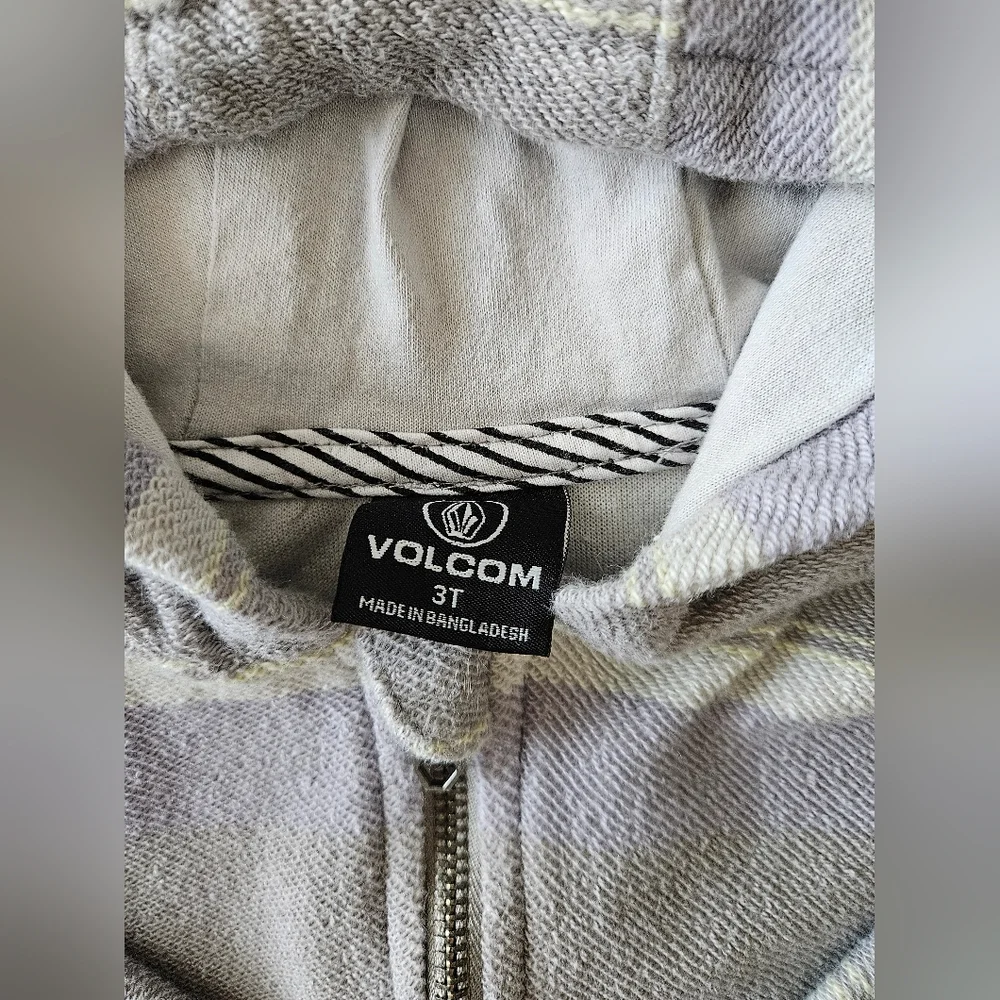 Volcom Toddler Set - Picture 5 of 5